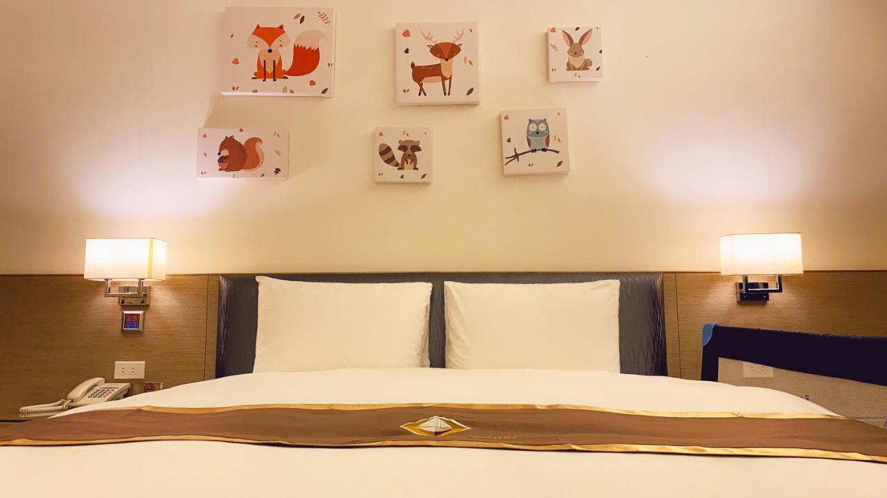 Tsun Huang Hotel Цзяї Екстер'єр фото