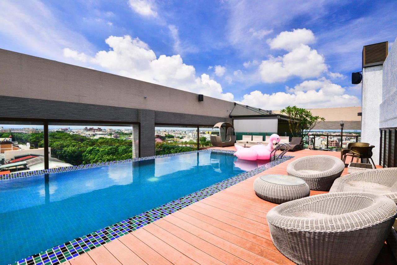 Tsun Huang Hotel Цзяї Екстер'єр фото