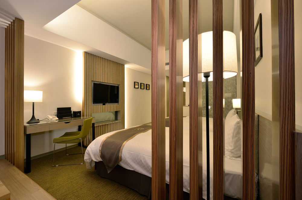 Tsun Huang Hotel Цзяї Екстер'єр фото